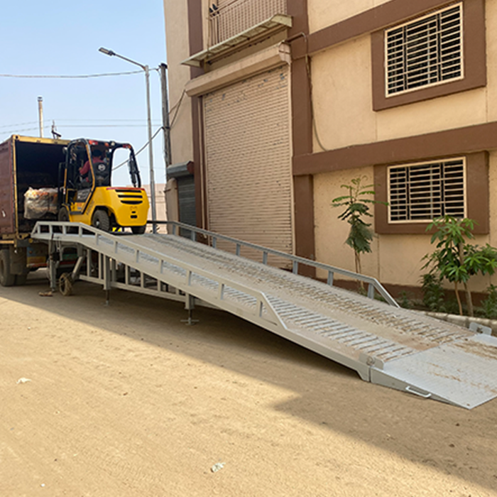 Hydraulic Mobile Dock Ramp Manufacturer in Ahmedabad